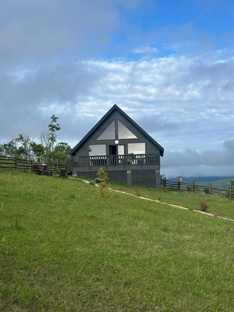 Dusheti Inn Cottages
